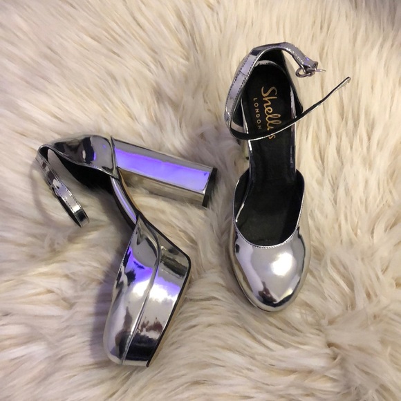 Shellys Metallic Platforms - Picture 2 of 8